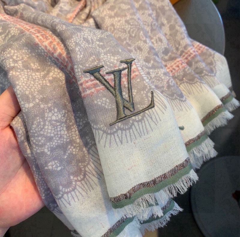 Louis Vuitton Scarf